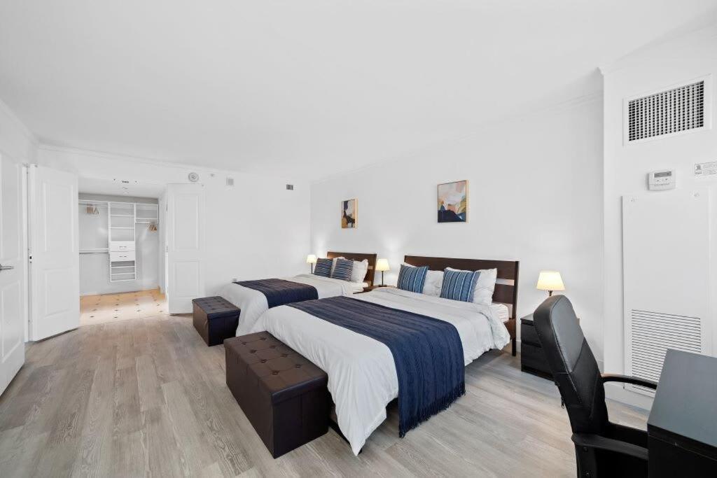 Modern 2br 3ba On The Boardwalk By Cozysuites