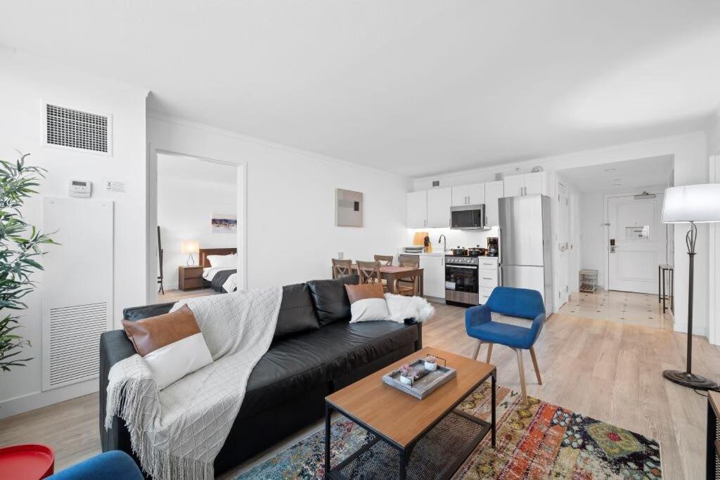 Apartment Modern 2br 3ba On The Boardwalk By Cozysuites